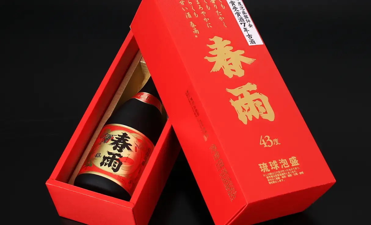 春雨 7年古酒 県知事賞 43度 720ml | 宮里酒造所 | 酒専門店鍵や