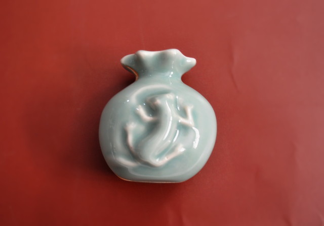 Antique Sam's Collection 袋鼠香合 青磁香合 桃山窯 干支香合