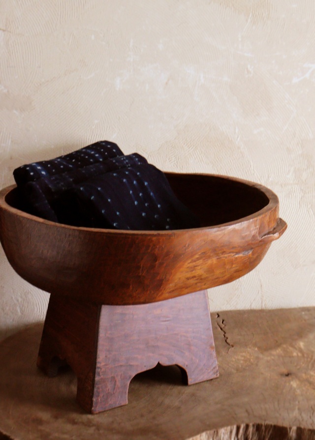 李朝木鉢脚付き 木製捏鉢 民藝 茶卓 ミニテーブル 木鉢 李朝家具