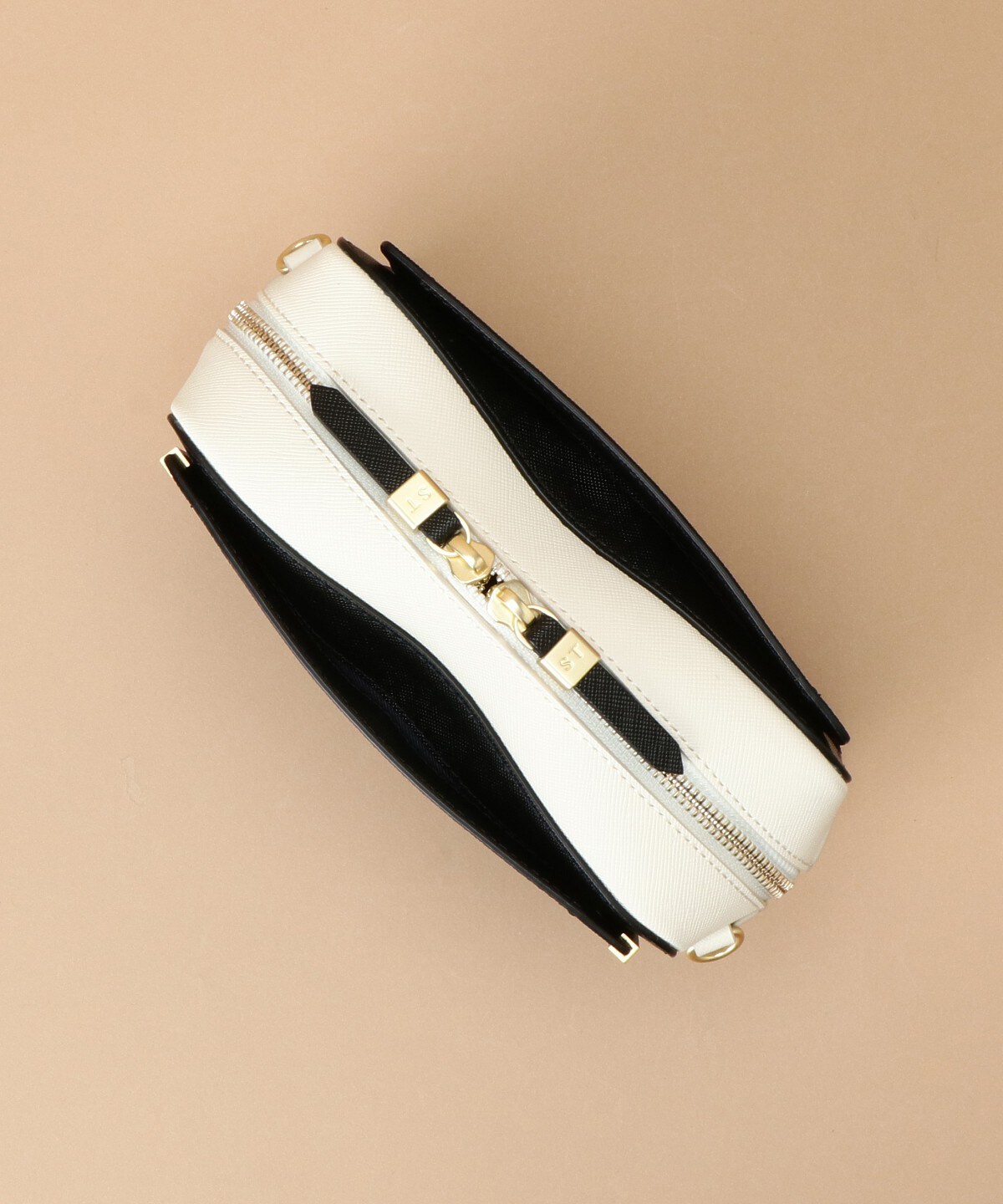 Pomme d'espoir ポムディスポワール バイカラーショルダーバッグ(FREE