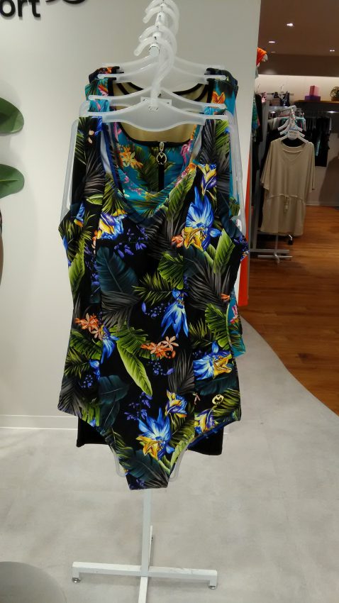 西銀座】フｨットネス水着新作 ミラ・ショーン - 日本最大級の水着が