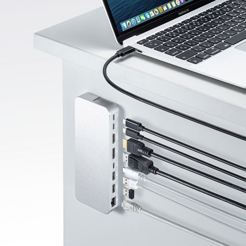 ノートパソコン作業が快適になる、スタンドが一体型になったマグネット