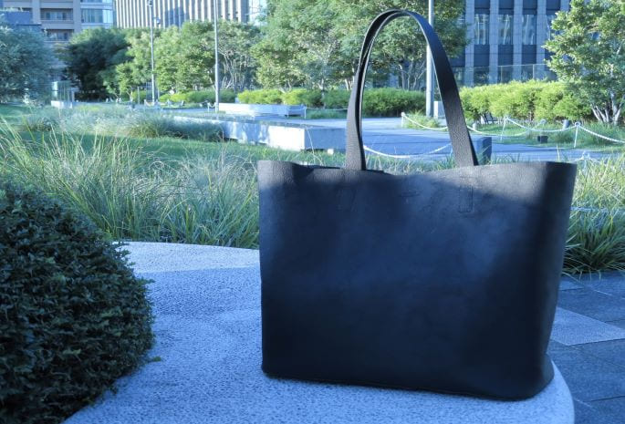 embossing tote bag | SLOW - スロウ 公式サイト | 革製のバッグ、財布