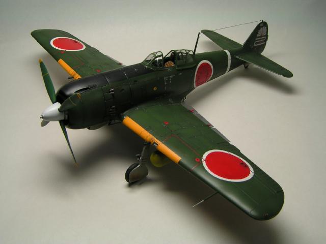 ハセガワ 1/48 中島 キ84-I 四式戦闘機 疾風 | 手動式模型工作