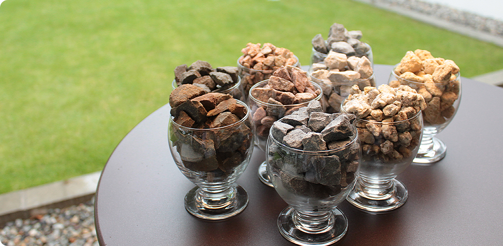 しき砂利のしき彩屋（長崎工業株式会社）ライムストーン・各種砂利