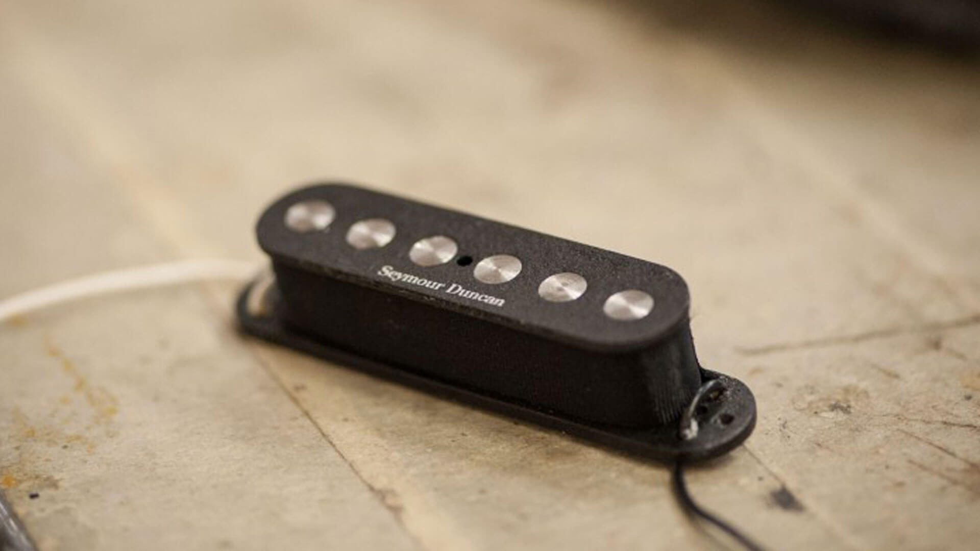 下倉楽器ウェブショップ / SSL-4 Quarter Pound Flat Strat