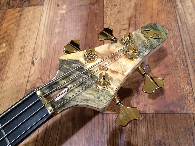 エレキベース”TUNE/TWX-4 Custom”～本日はなんだっぺ!?～｜島村楽器