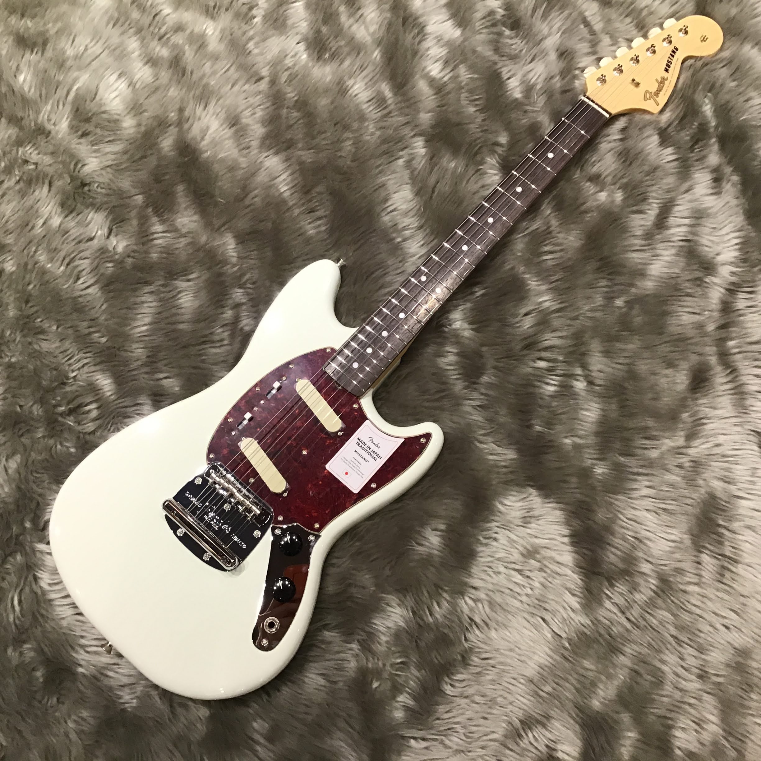 入荷情報】Fender Made in Japan Traditional 60s Mustang Rosewood