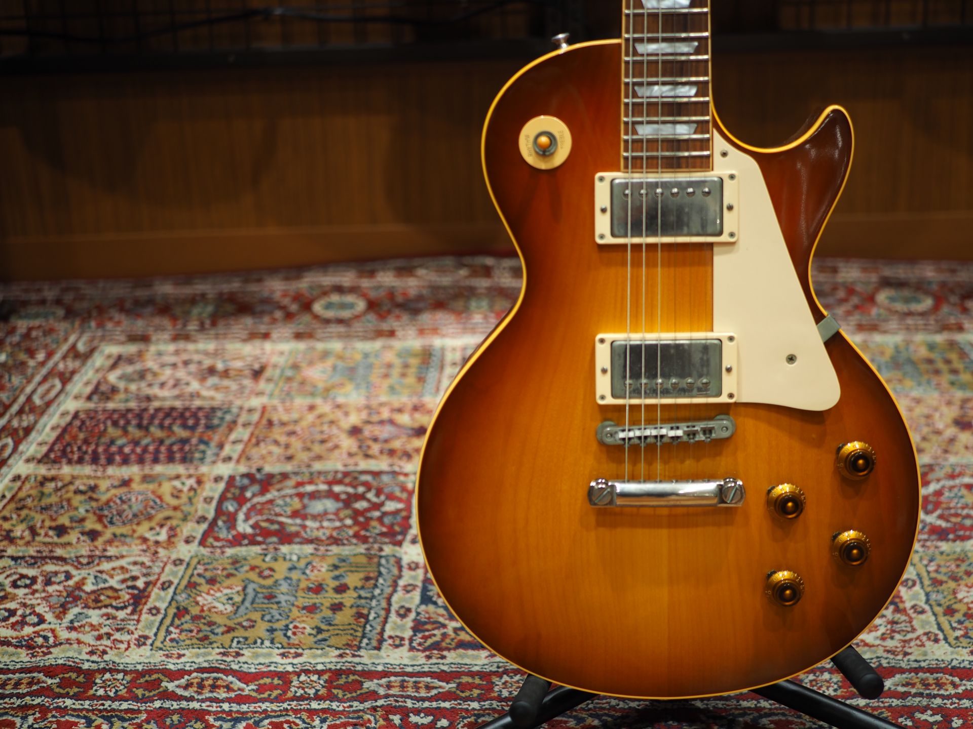 新品特価】Gibson Custom Shop/1958 LesPaul Standard Gloss VCS｜島村