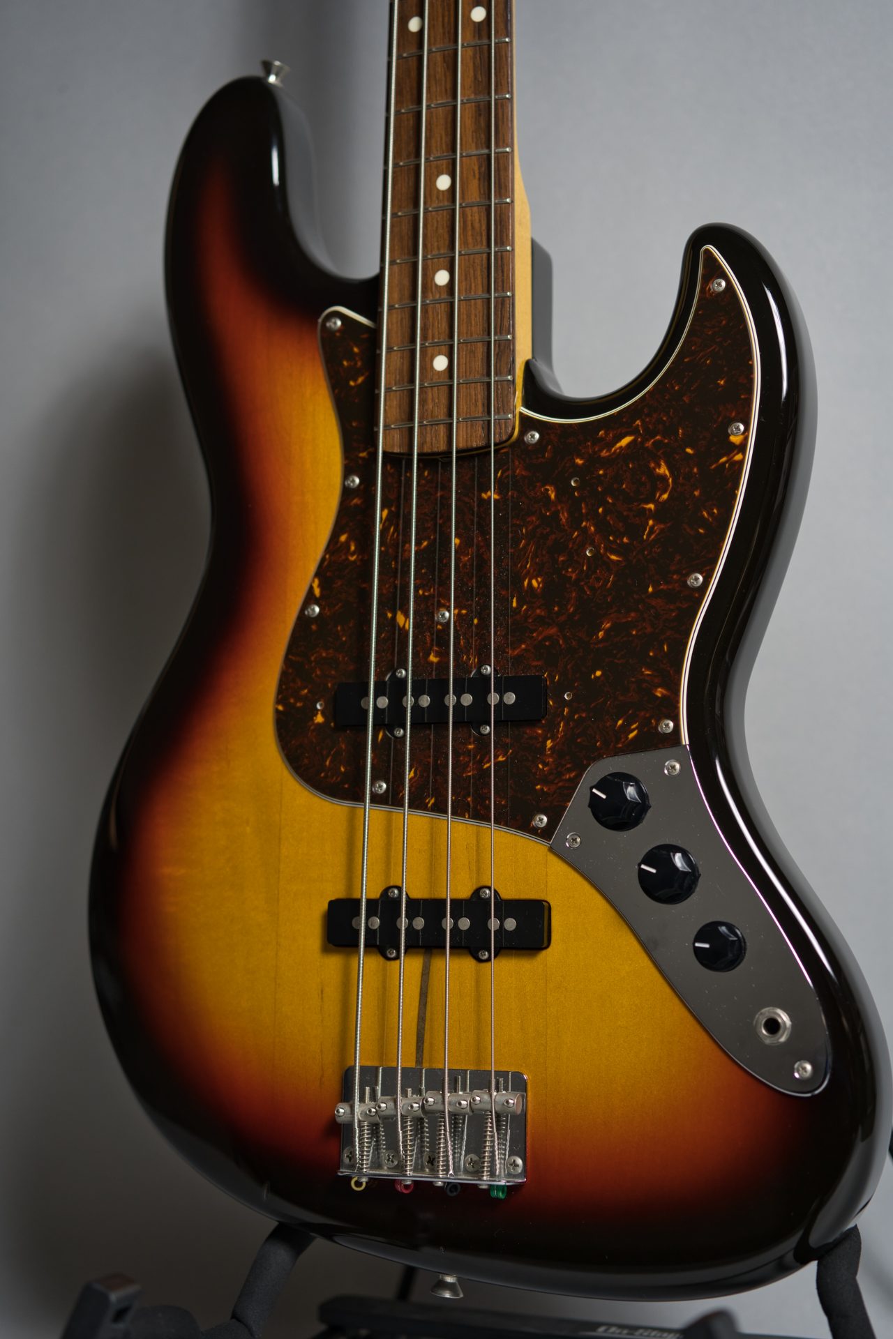 中古楽器】USAピックアップを使用したモデル！Fender Japan / JB62