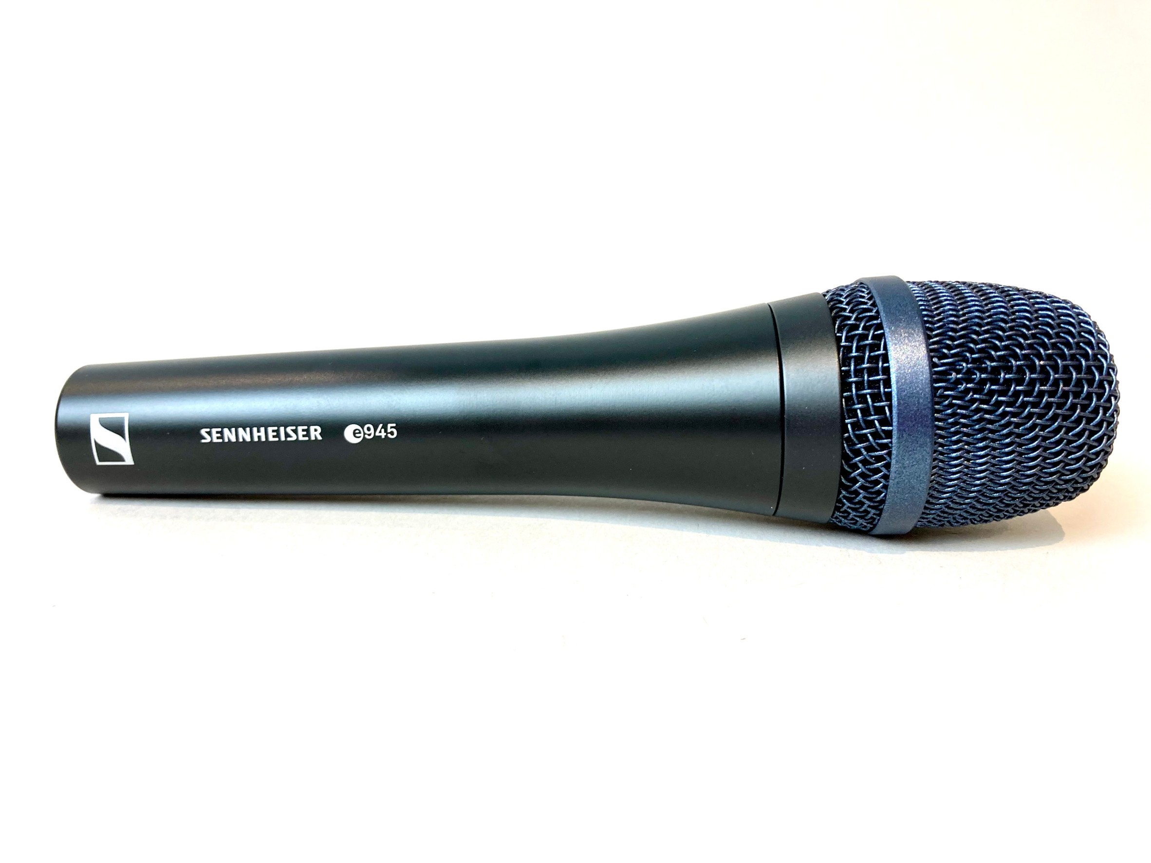 ライブにもRECにも】ボーカリスト必読！ワンランク上のマイクを選ぶ