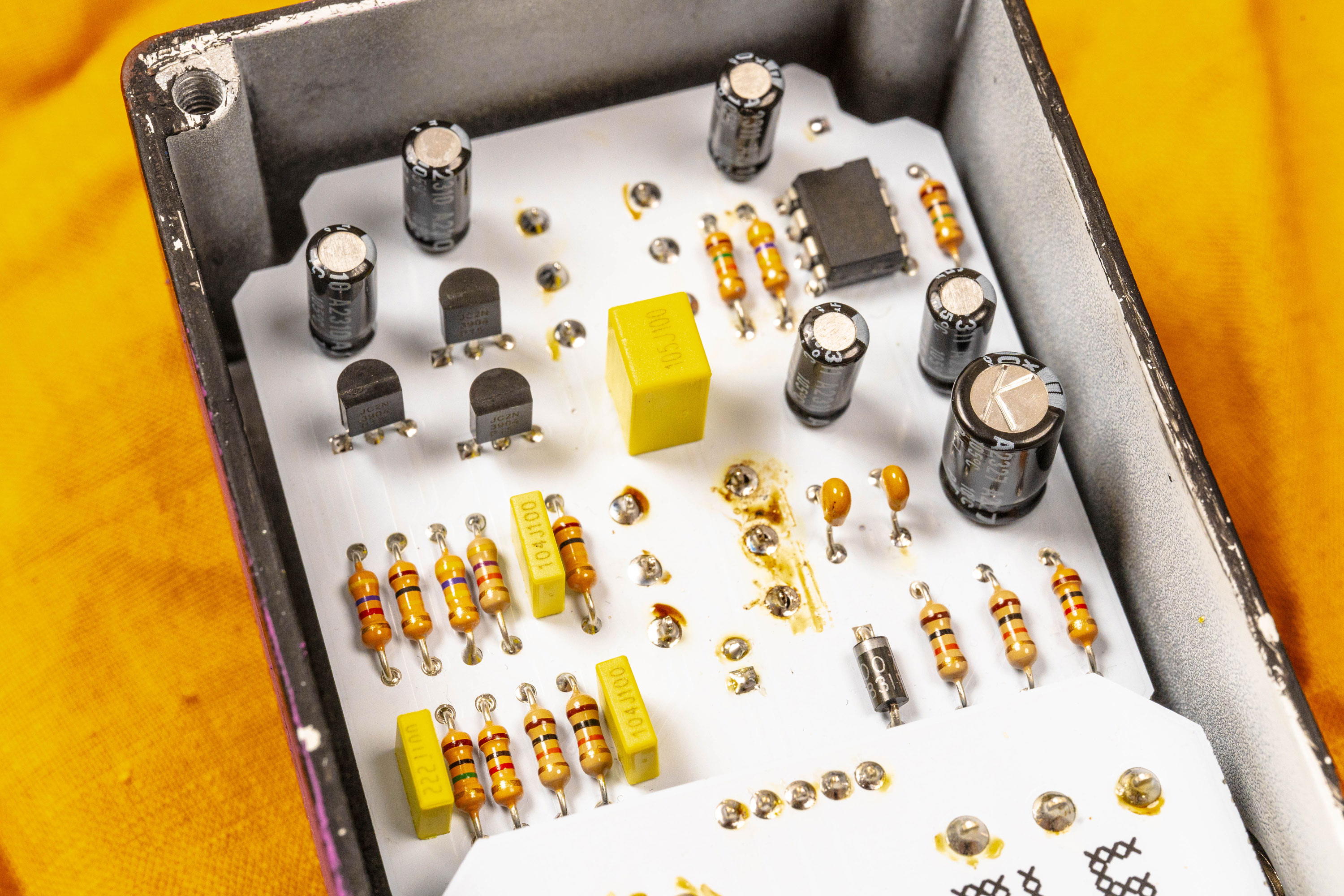 イベント】KarDiaN＆Petla自分の錆ペイントで作るエフェクター製作講座