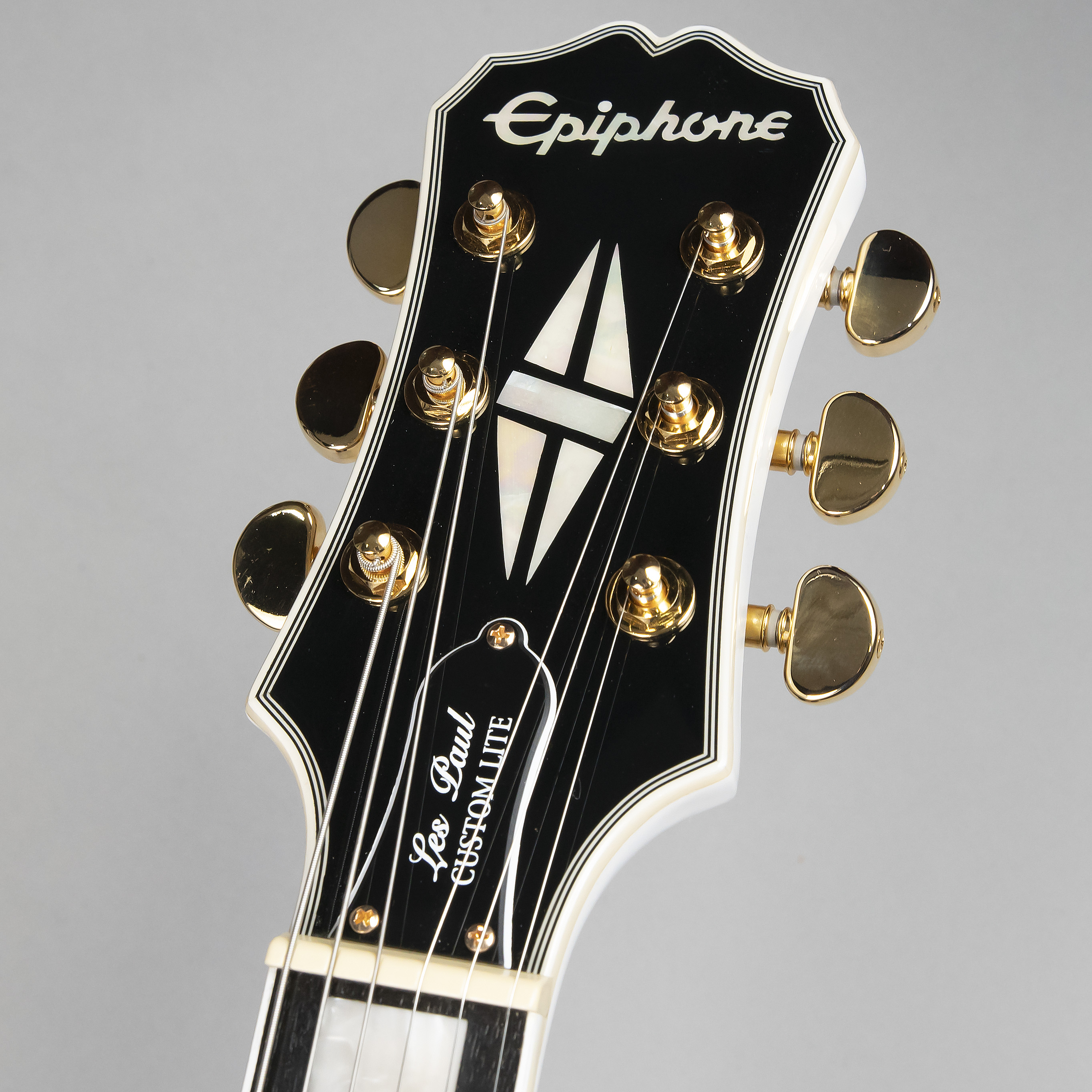エレキギター】 Epiphoneから軽量で多彩な音色を奏でるレスポールが