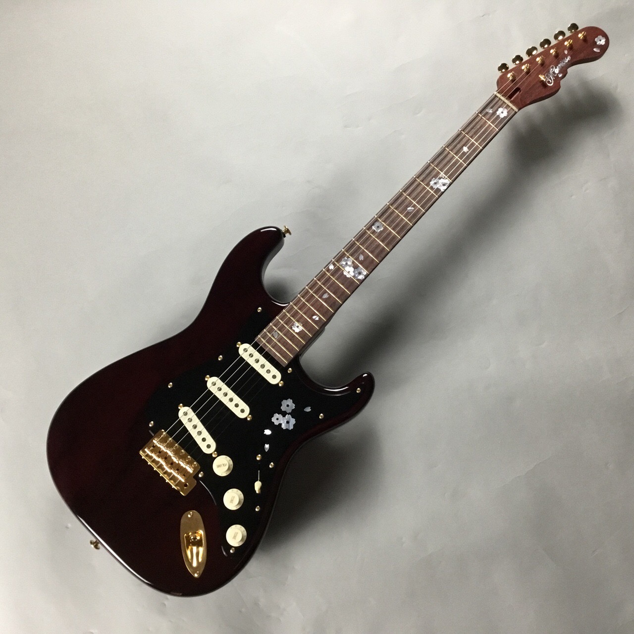 ストラト】初心者から熟練者までオススメの王道シェイプ!!｜島村楽器