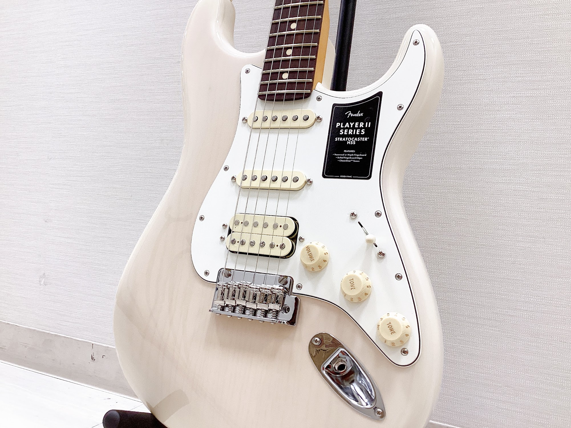 ステージで輝く次世代ストラト！Fender Player II Stratocaster HSSが