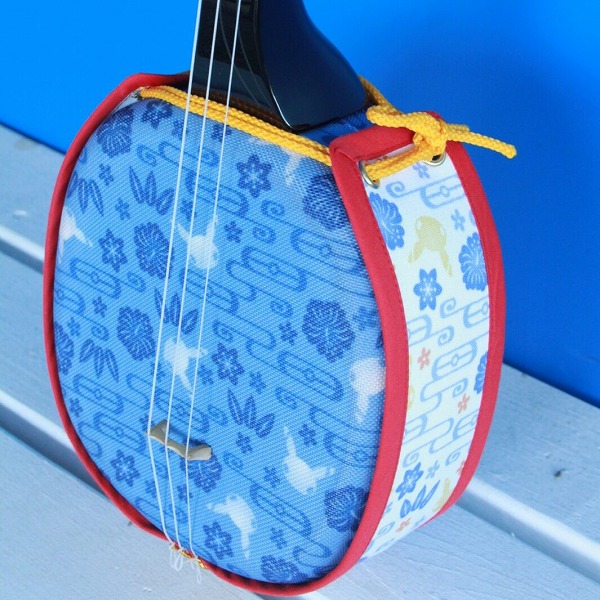 沖縄県限定】三線工房 まちだ屋 製作「そらとぶピカチュウ版 三線