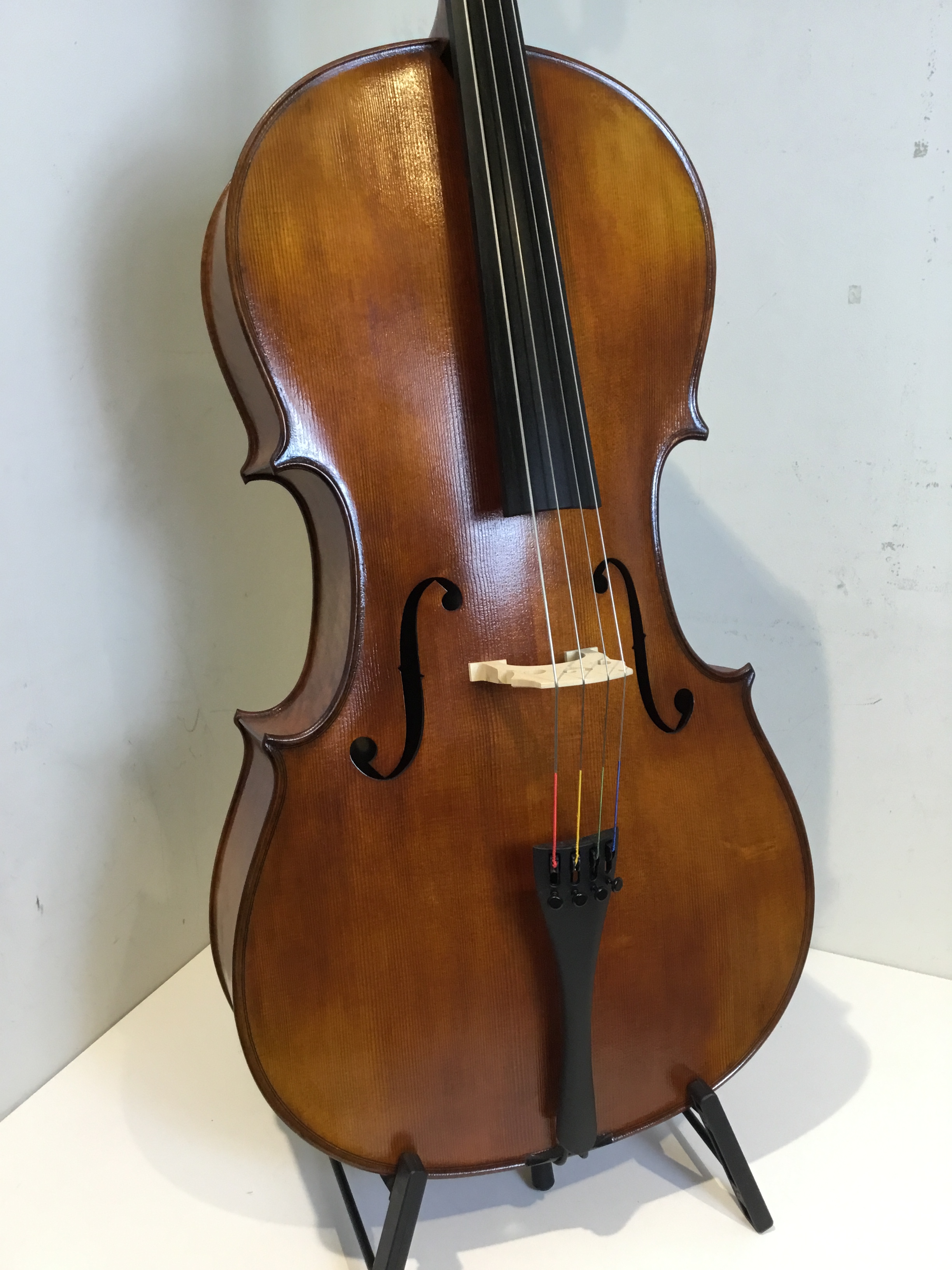 チェロフェア展示ラインナップ｜島村楽器 札幌クラシック店