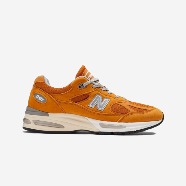New Balance 991v2 Made In UK Pumpkin