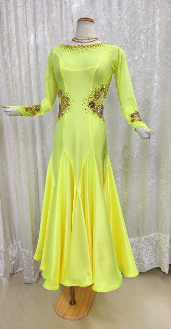 試着・レンタル・購入】ライムカラーのアメリカンスムース用社交ダンス
