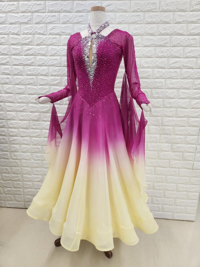 年齢を重ねても上品に見える社交ダンスドレスの選び方 【公式】社交