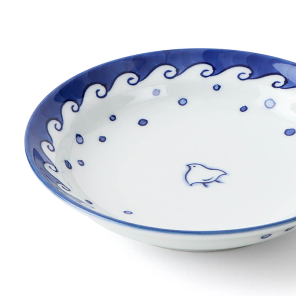 染付、鳥と植物の陶磁器丸皿,戦前、嘉祥製 染付、鳥と植物の陶磁器丸皿