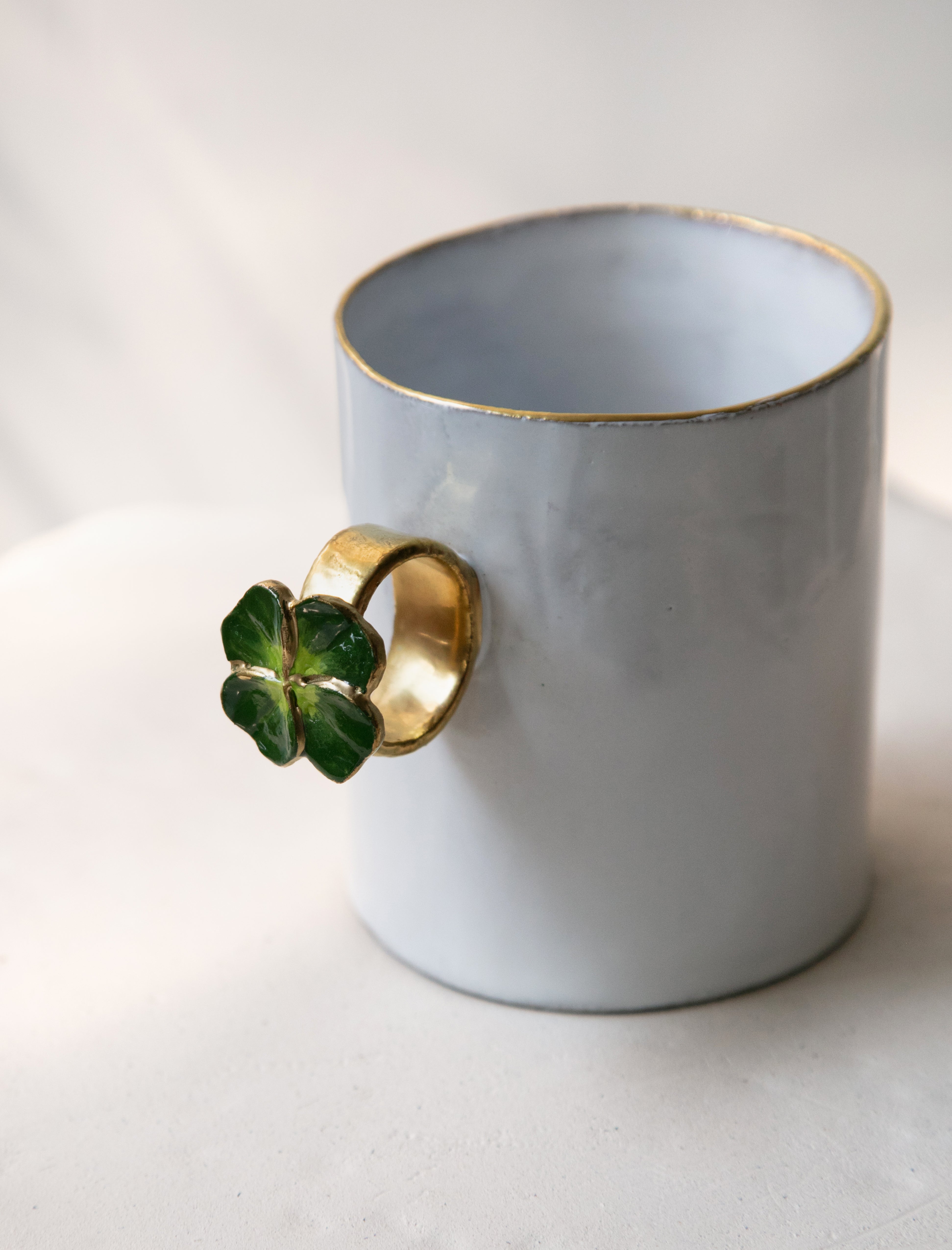 Astier de Villatte Four-Leaf Clover Ring Cup – Neighbour