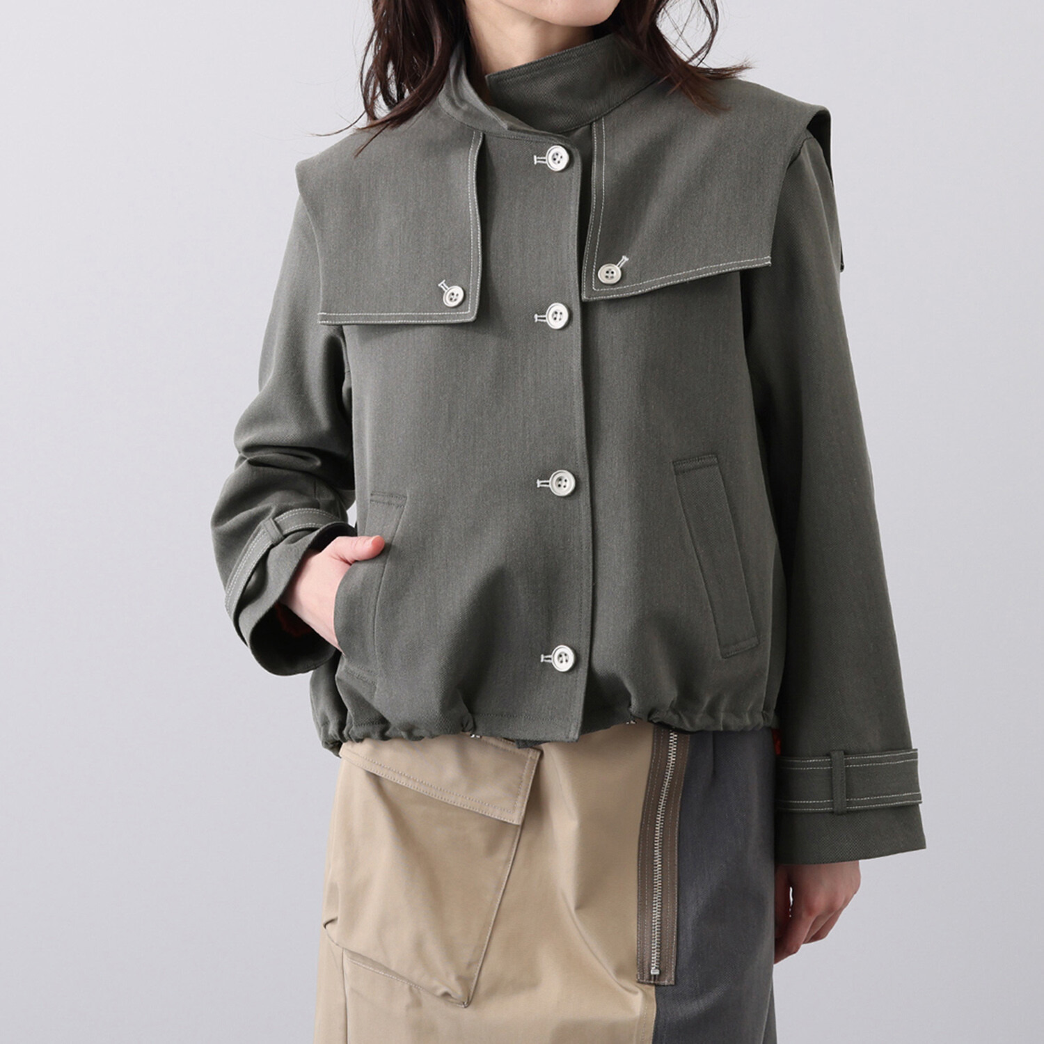 アキコ カワダ コンパクトレングス ギャザー トレンチジャケット