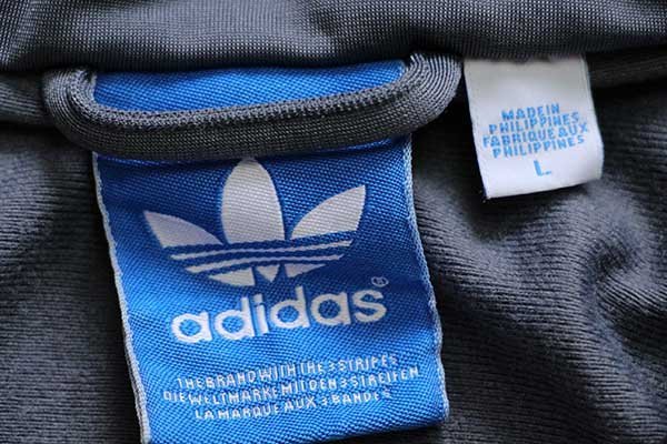 adidasアディダス トレフォイル ロゴ刺繍 トラックジャケット グレー