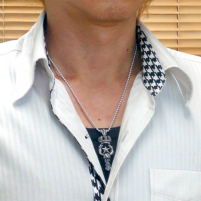 SAINTS(セインツ) クラウンキー シルバー ネックレスを販売。商品点数3