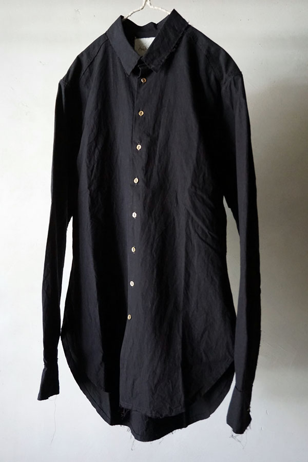 Araki yuu | raw cut pointed collar narrow shirt in special fabric