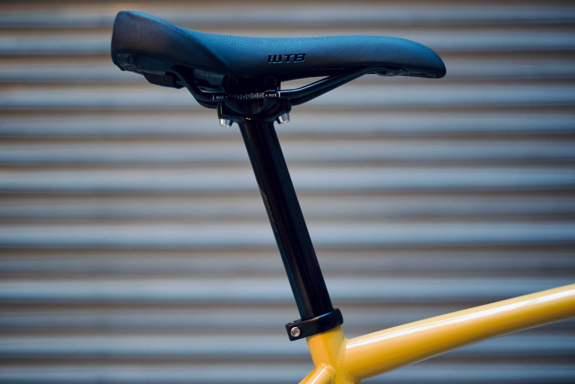 Froggy Seatpost – SimWorks USA