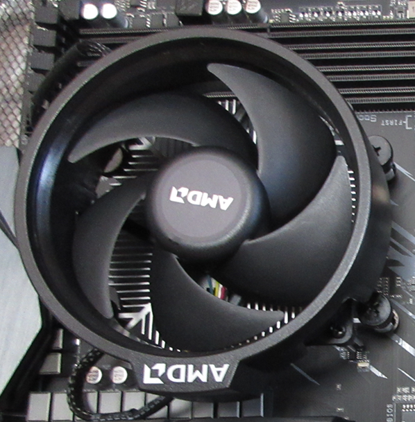 AMD Ryzen 5 5600Xで組む自作PC | 自作pc組み立て