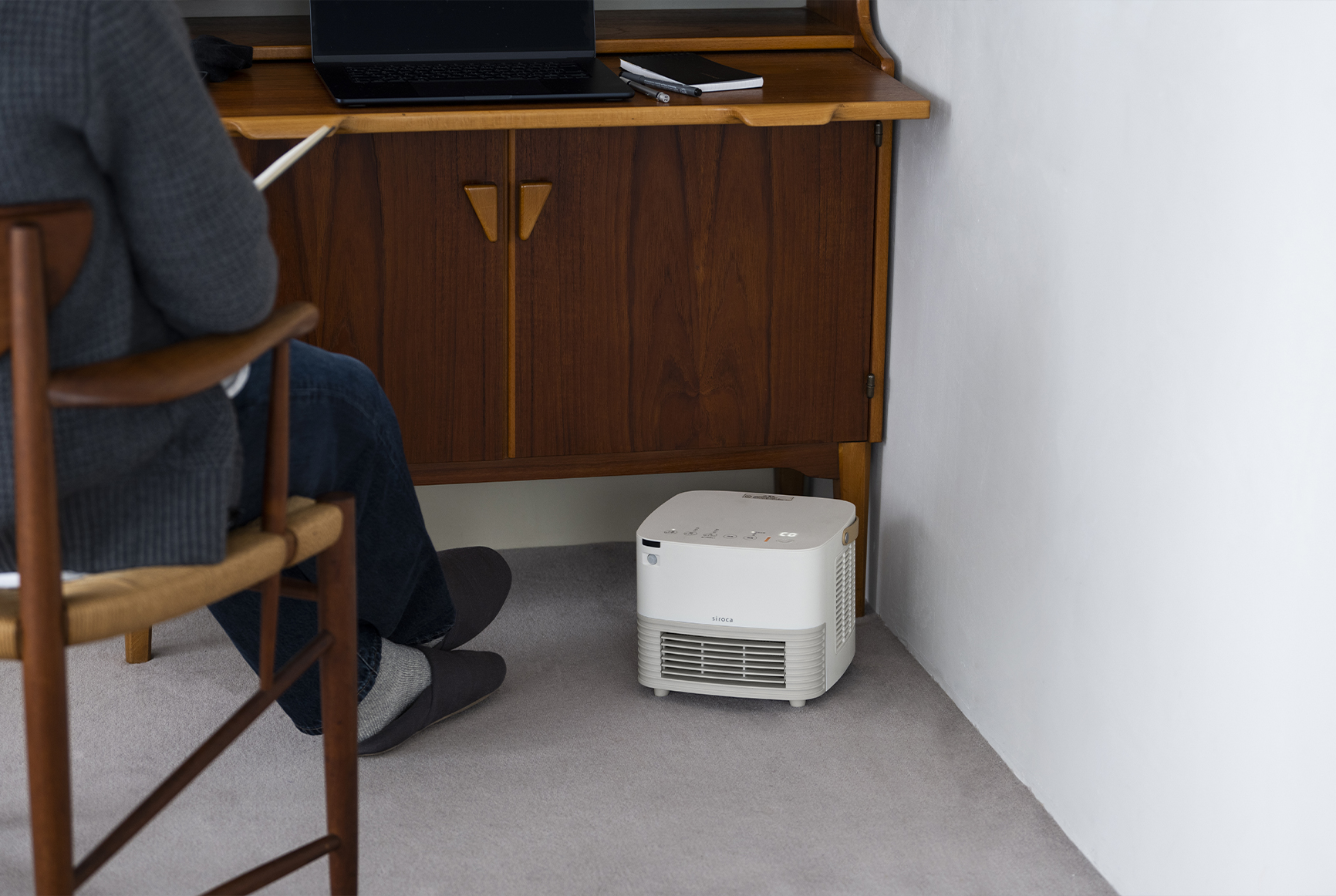 人感センサー付き セラミックファンヒーター ポカ CUBE ｜シロカ