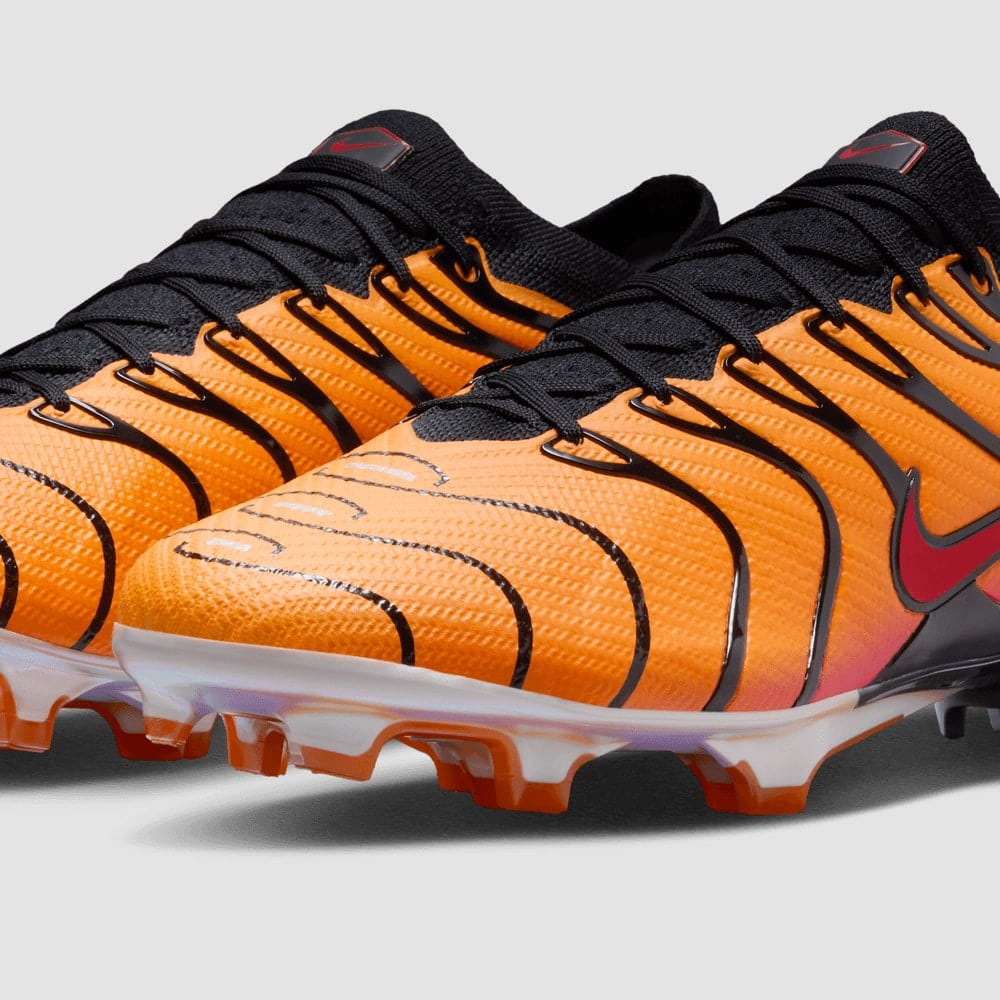 MERCURIAL × AIR MAX PLUS | NIKE（ナイキ） | サッカーショップKAMO