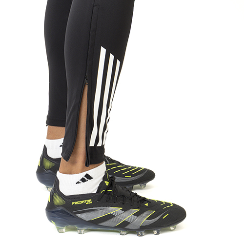 25-26 マンチェスター・ユナイテッド トレーニングパンツ／サッカー