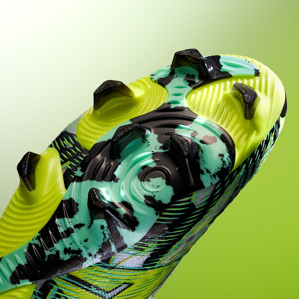 ネイマール選手シグネチャーモデルフューチャー9 | PUMA（プーマ