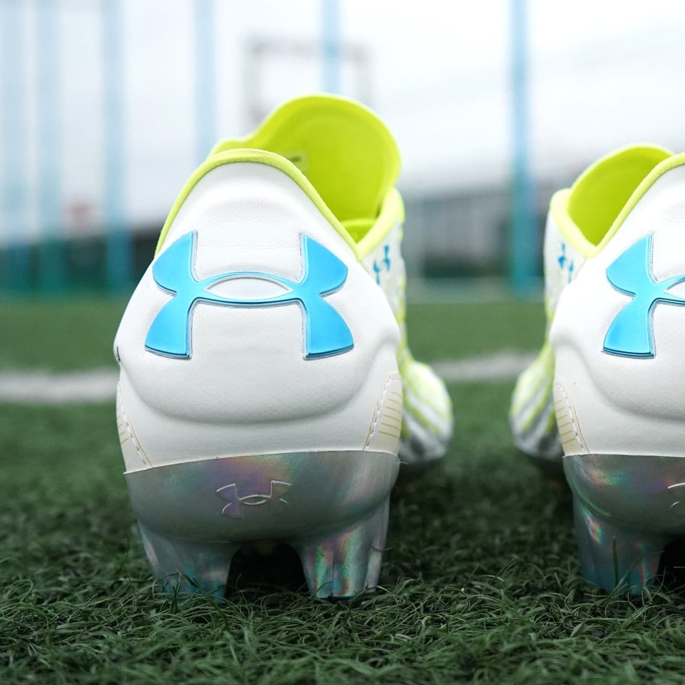 Clone Magnetico Elite | UNDER ARMOUR（アンダーアーマー）| サッカー