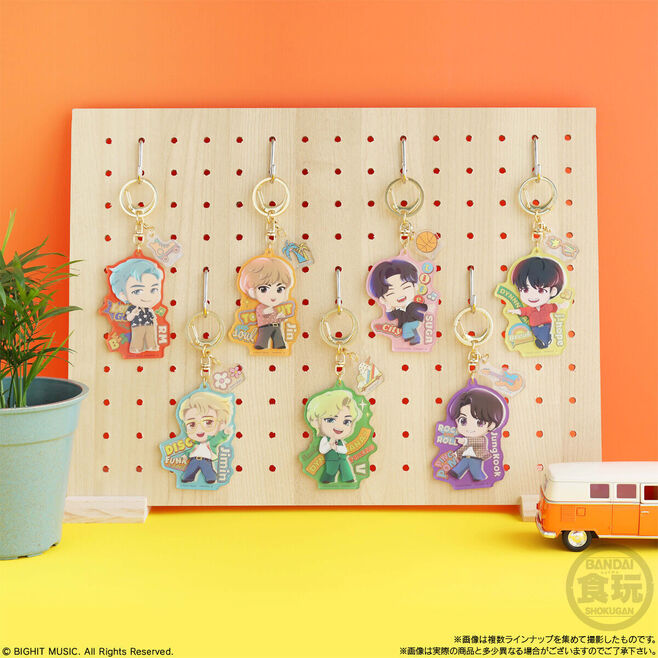 BTS「TinyTANアクリルチャーム」Dynamite衣装の7種類発売、“BIG