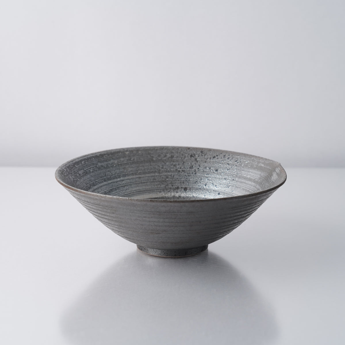 波佐見焼 黒吹 一方押ボウル 預け鉢 16cm 隆泉陶器の通販｜Studio1156