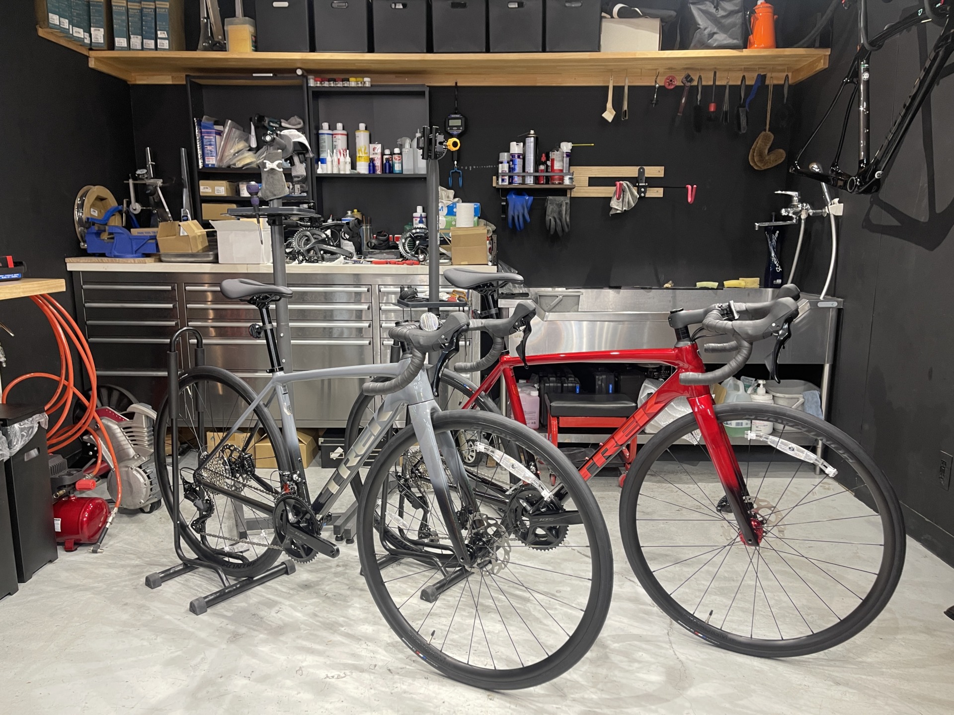 実車カラー】2024 TREK Emonda ALR 5 | スターバイクス