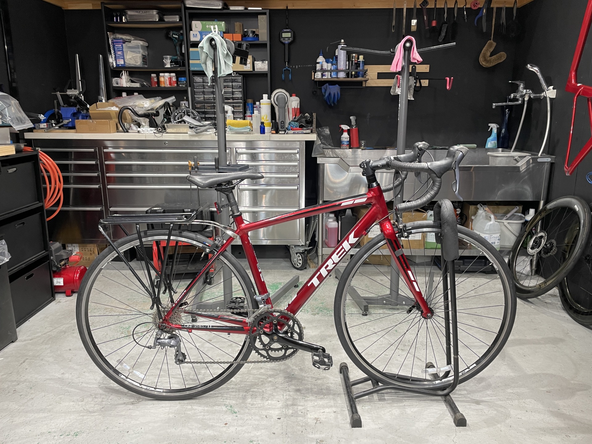 TREK ONE 1.1 × オーバーホール | スターバイクス