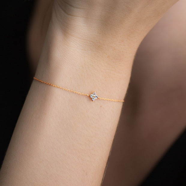 BRIGHTEST STAR DIAMOND BRACELET(2ZU0589)K18 ブレスレット｜スター