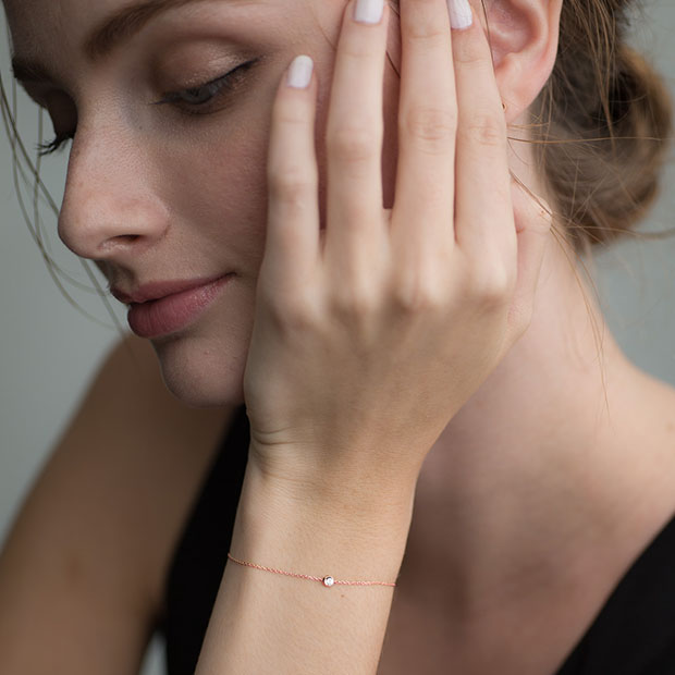 MOON SETTING DIAMOND BRACELET(2ZU0554)K18 ブレスレット｜スター