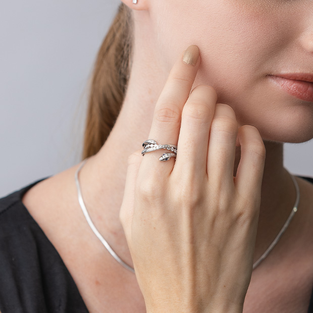 DIAMOND PYTHON RING(1XR0601)Pt950 リング｜スタージュエリー公式