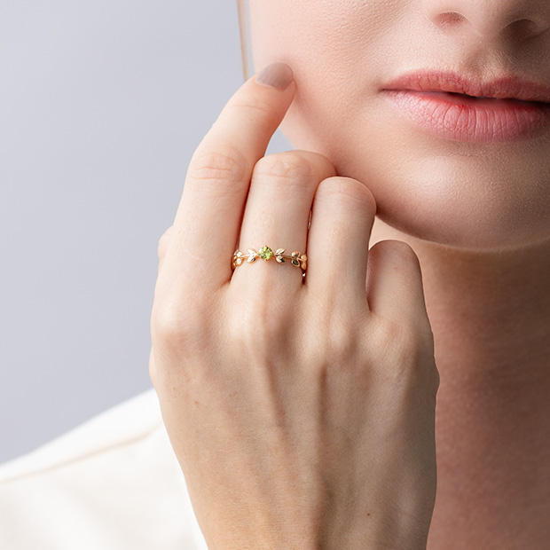 PERIDOT LEAF RING(2JR0593)K10 リング｜スタージュエリー公式