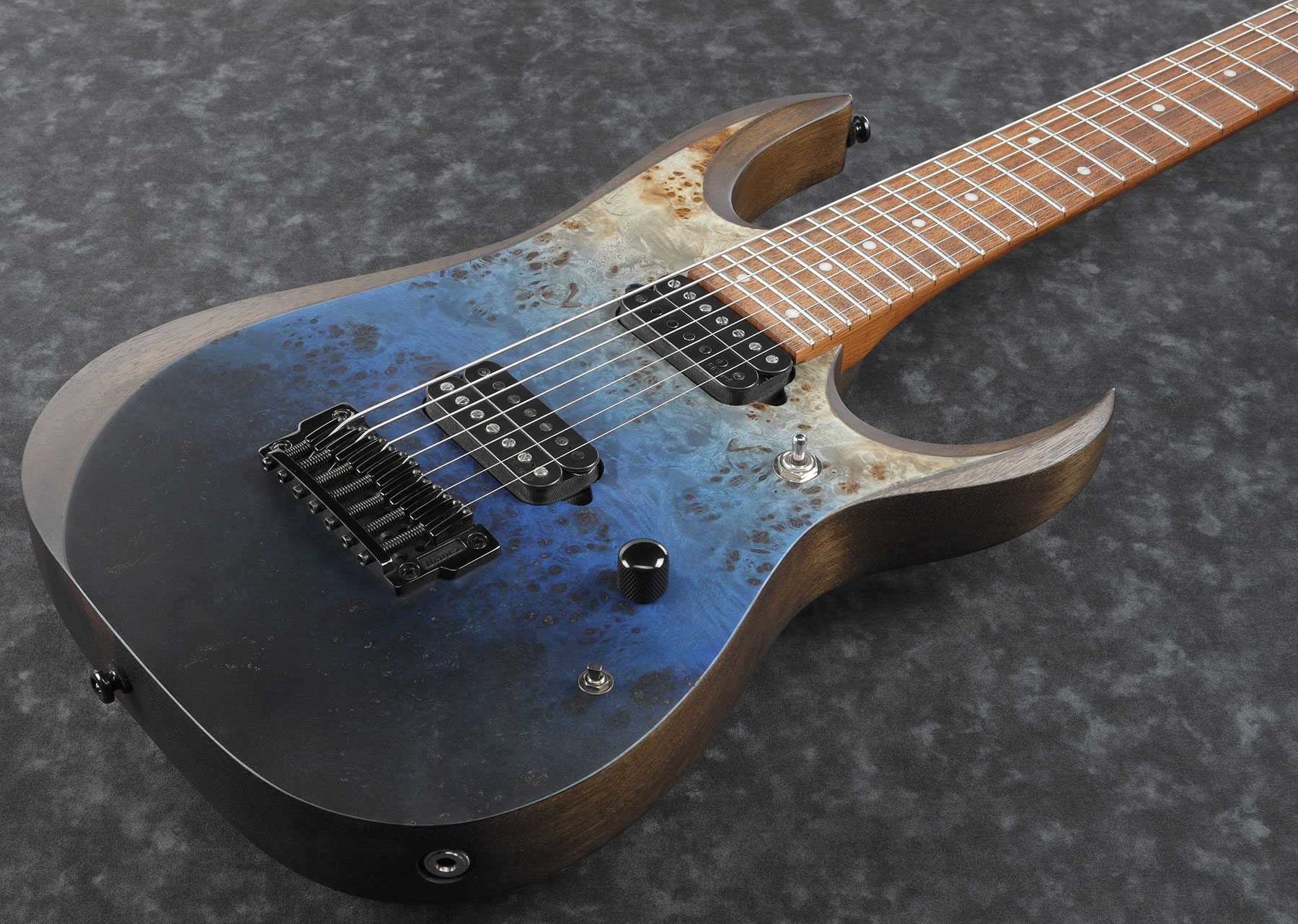 Ibanez RGD7521PB DSF Standard - deep seafloor fade 7 string