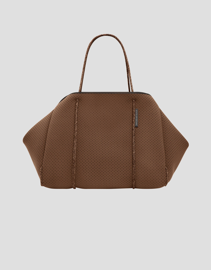 Escape™ tote in saddle – State of Escape