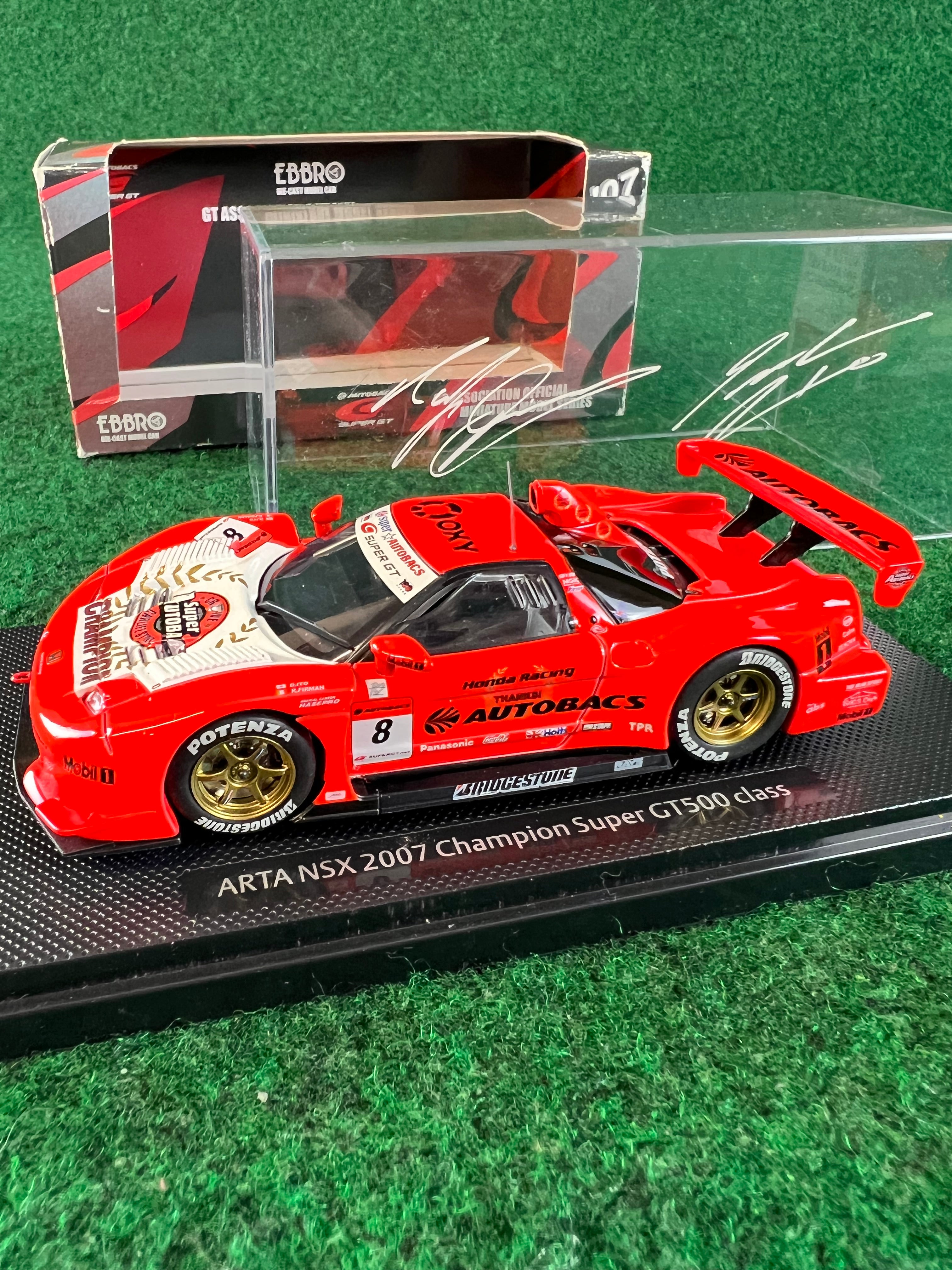 EBBRO - SuperGT 2007 ARTA NSX Championship Car with Signature