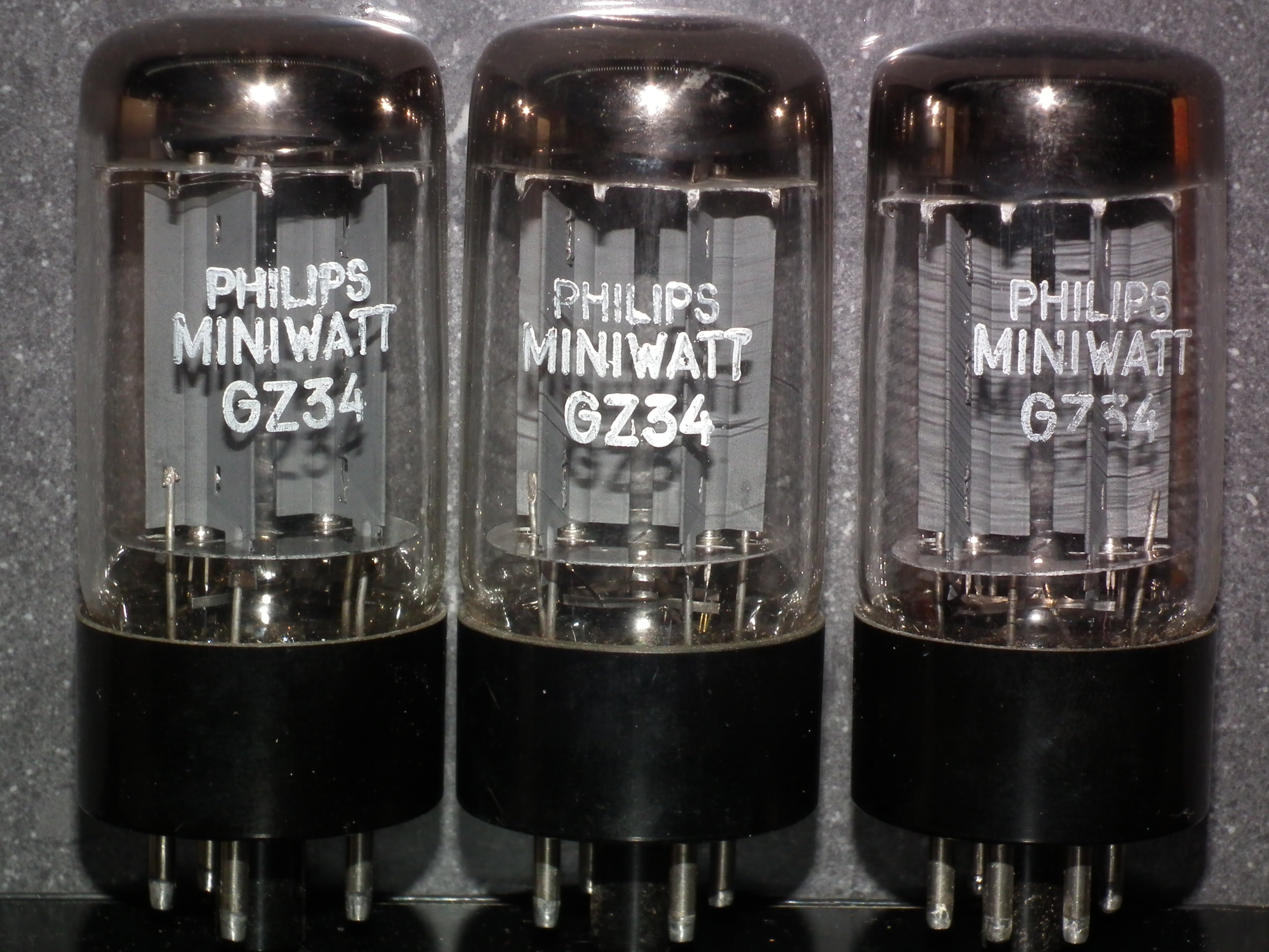 GZ34 Philips 5AR4 DD Getter Mazda Brussels NOS – tubes.rs