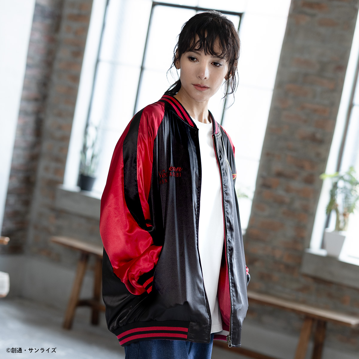 STRICT-G「ガンダムシリーズ」45周年スカジャン サザビー シャア専用